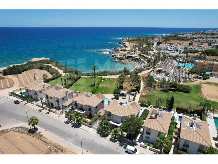 Image No.10-5 Bed House for sale