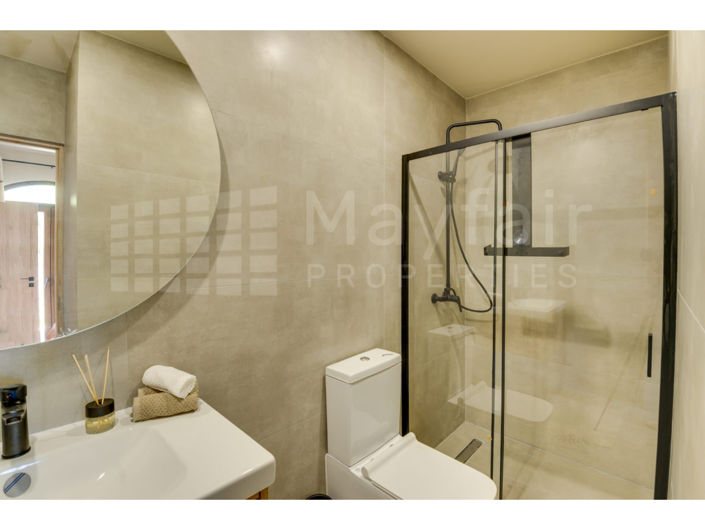 Image No.5-5 Bed House for sale