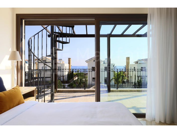 Image No.16-5 Bed House for sale