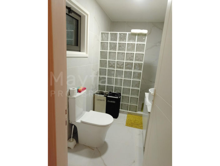 Image No.15-3 Bed House for sale