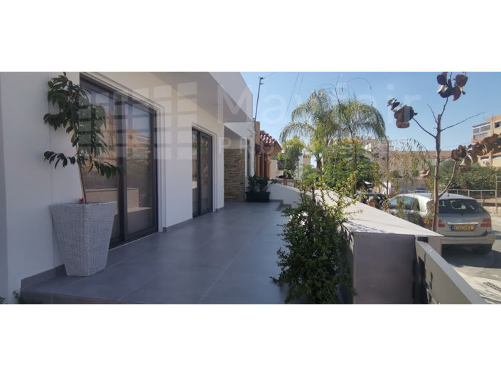 Image No.2-3 Bed House for sale