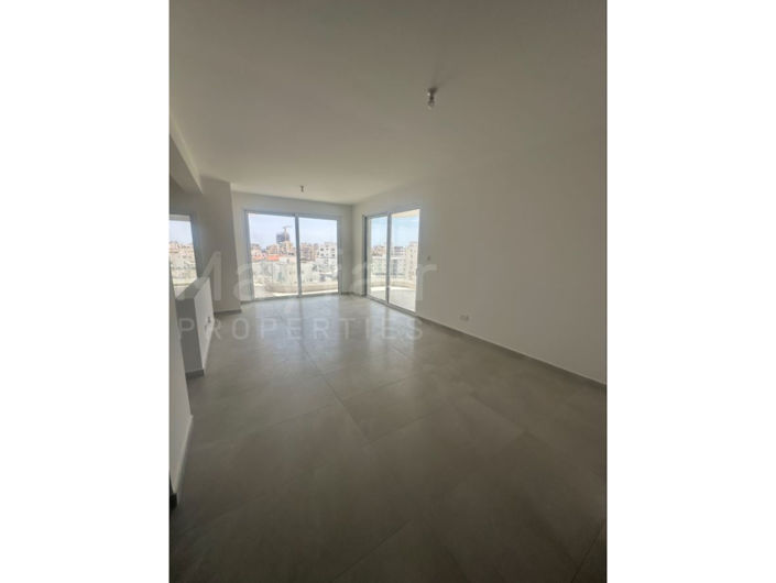 Image No.10-3 Bed Apartment for sale