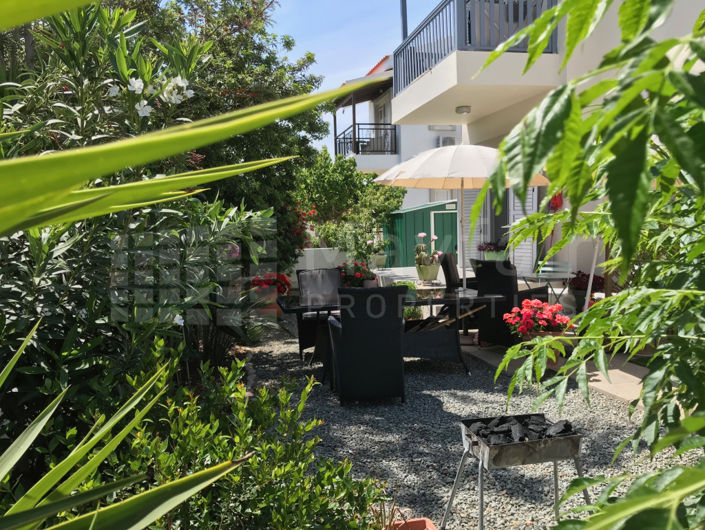 Image No.5-2 Bed House for sale