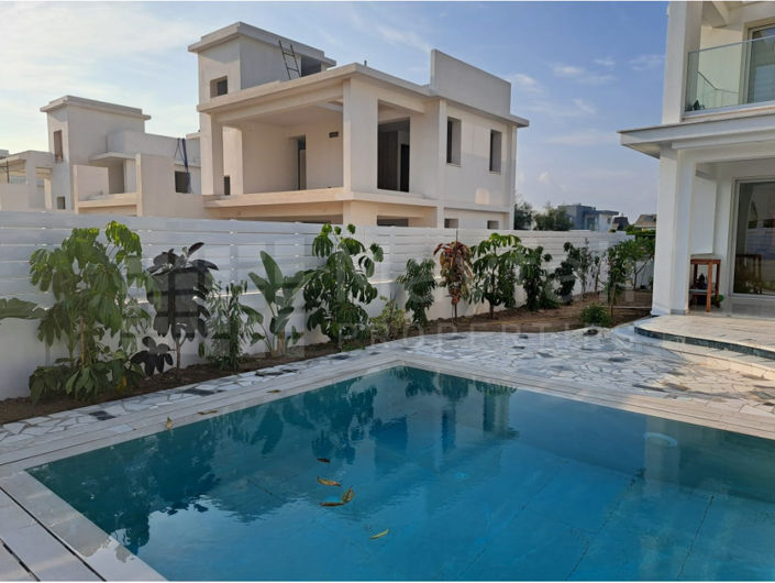 Image No.5-3 Bed House for sale