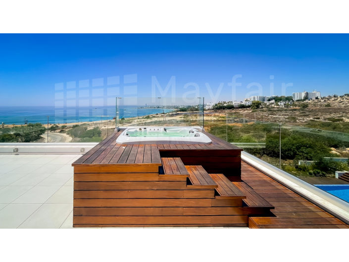 Image No.11-3 Bed House for sale