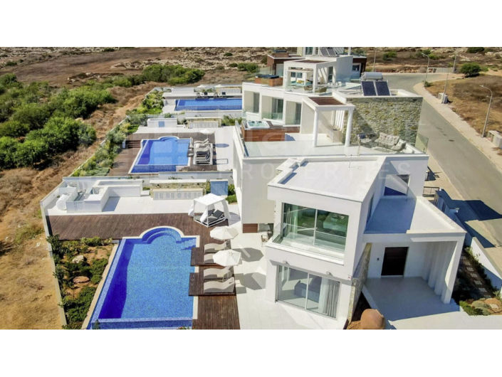 Image No.19-3 Bed House for sale