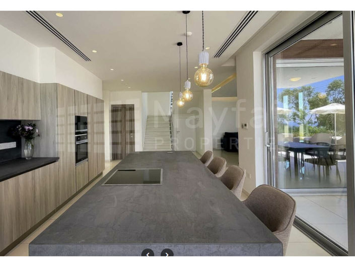 Image No.21-3 Bed House for sale