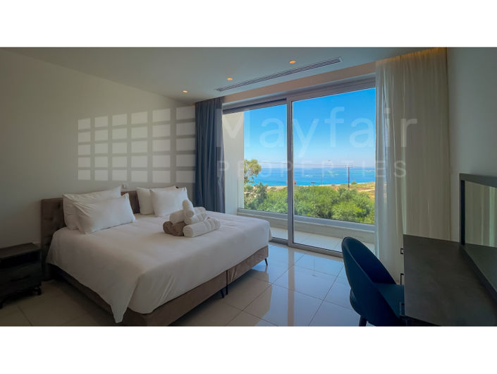 Image No.8-3 Bed House for sale