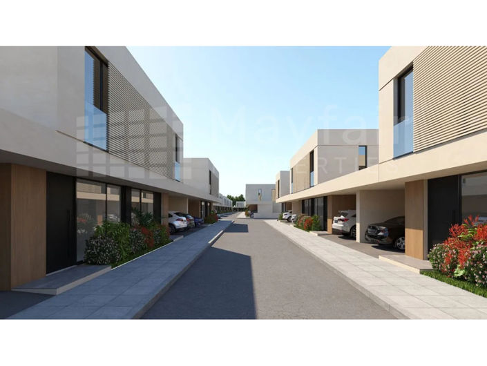 Image No.3-3 Bed House for sale