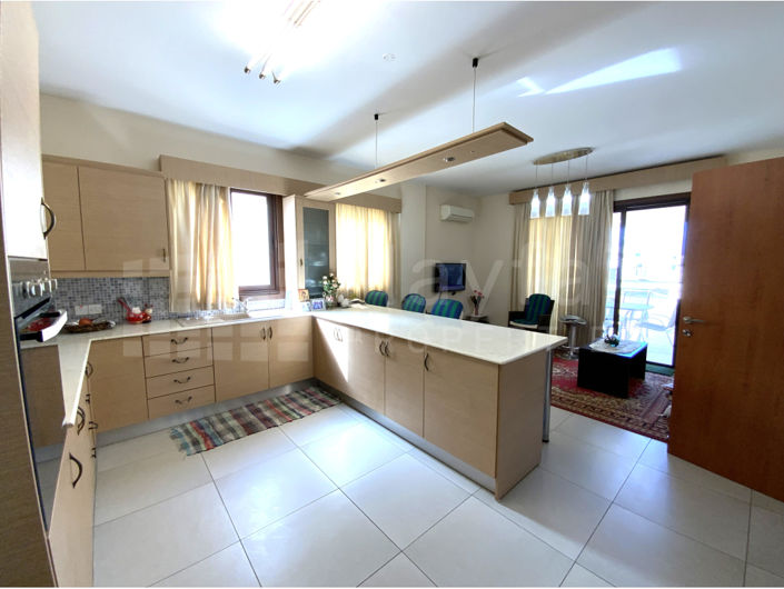 Image No.5-Appartement de 4 chambres à vendre à Larnaca