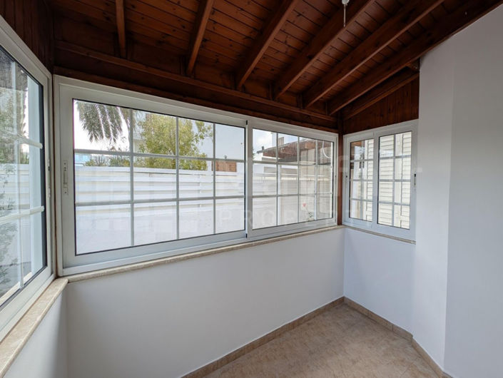 Image No.13-3 Bed House for sale