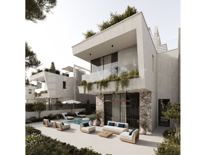 Image No.2-4 Bed House for sale