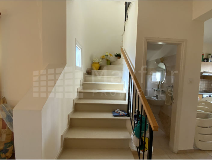 Image No.10-2 Bed House for sale