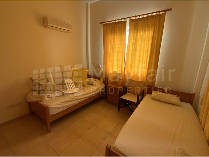 Image No.11-2 Bed House for sale