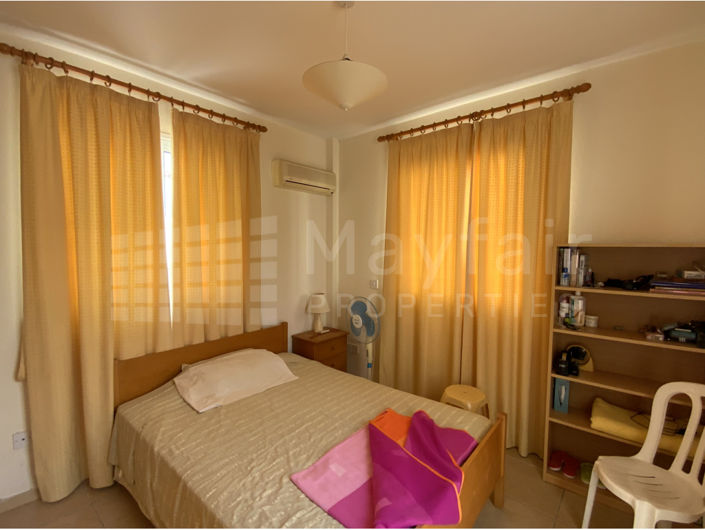 Image No.13-2 Bed House for sale