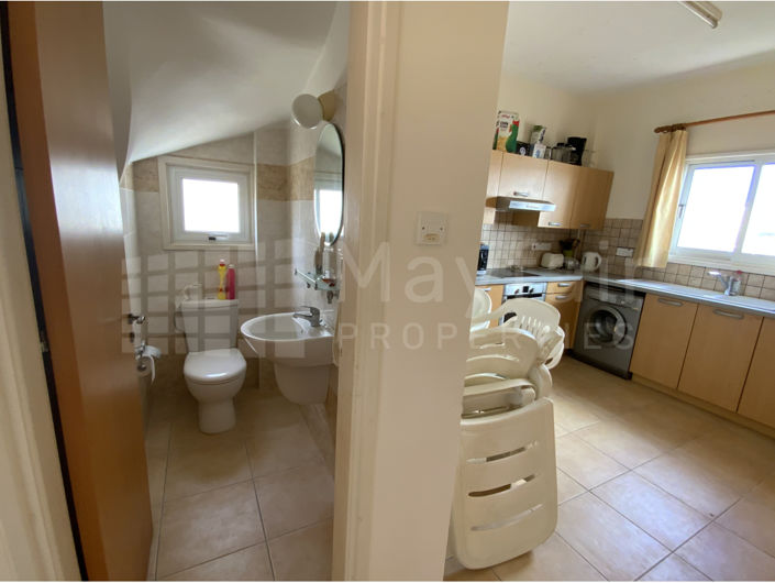 Image No.8-2 Bed House for sale