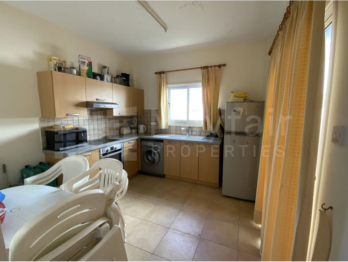 Image No.9-2 Bed House for sale