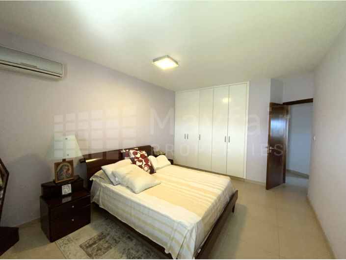 Image No.10-4 Bed House for sale