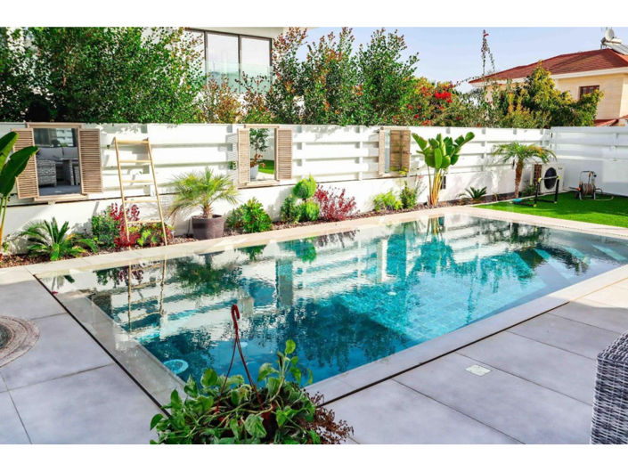 Image No.2-5 Bed House for sale