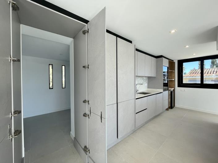 Image No.25-3 Bed House/Villa for sale