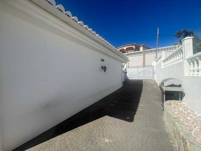 Image No.50-4 Bed House/Villa for sale