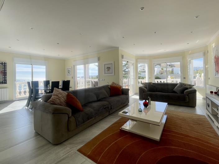 Image No.13-4 Bed House/Villa for sale