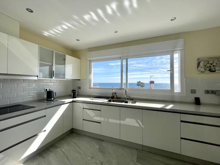 Image No.18-4 Bed House/Villa for sale