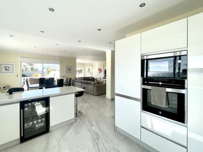 Image No.20-4 Bed House/Villa for sale