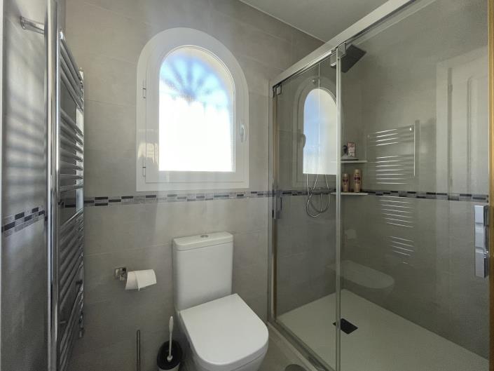 Image No.45-4 Bed House/Villa for sale