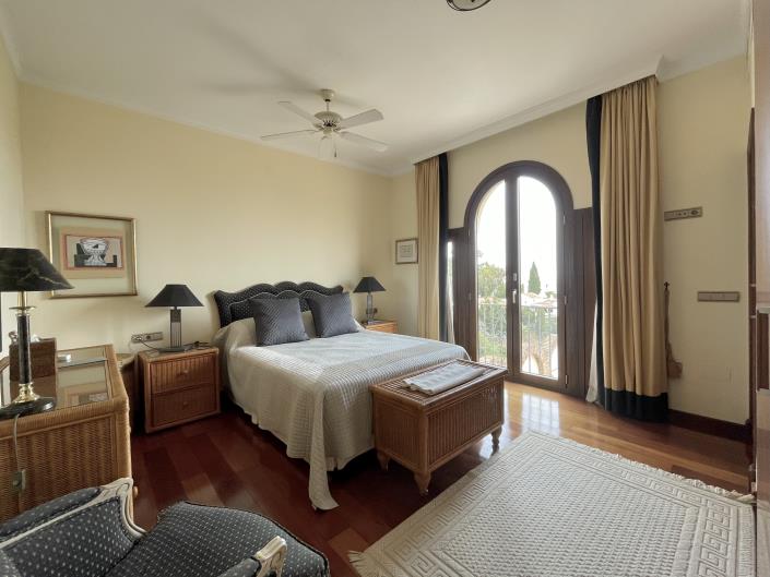 Image No.22-6 Bed House/Villa for sale
