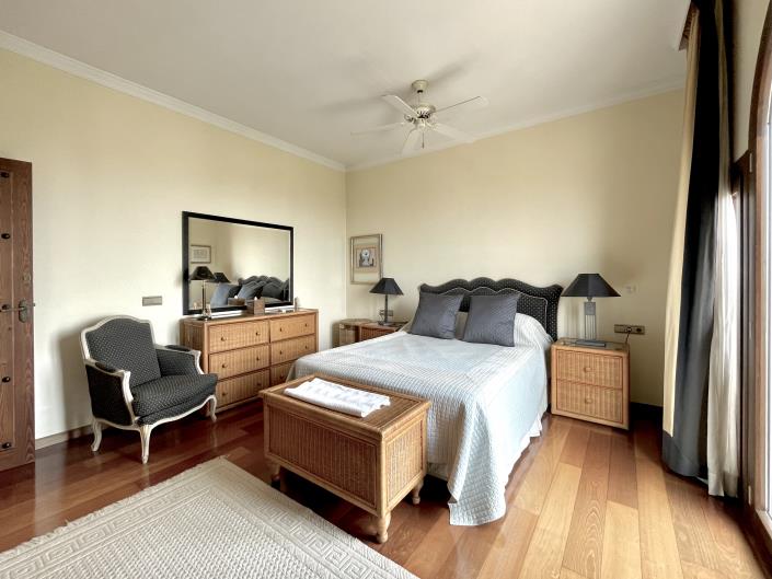 Image No.24-6 Bed House/Villa for sale