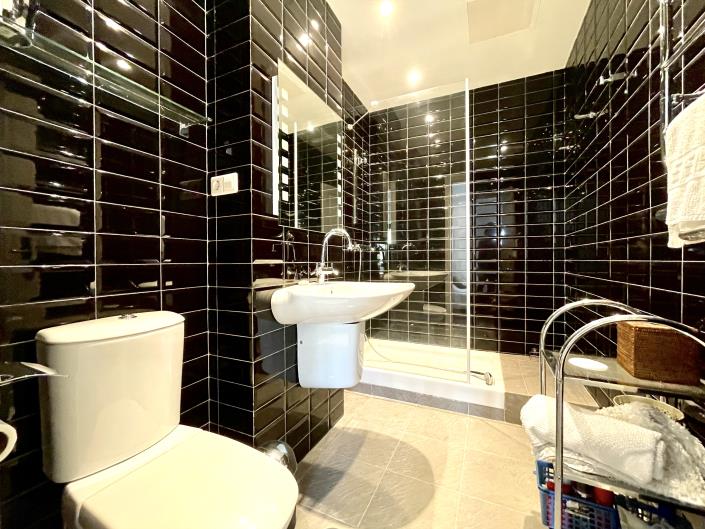 Image No.36-6 Bed House/Villa for sale