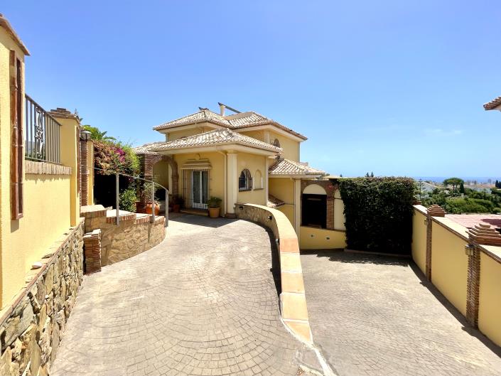 Image No.7-6 Bed House/Villa for sale