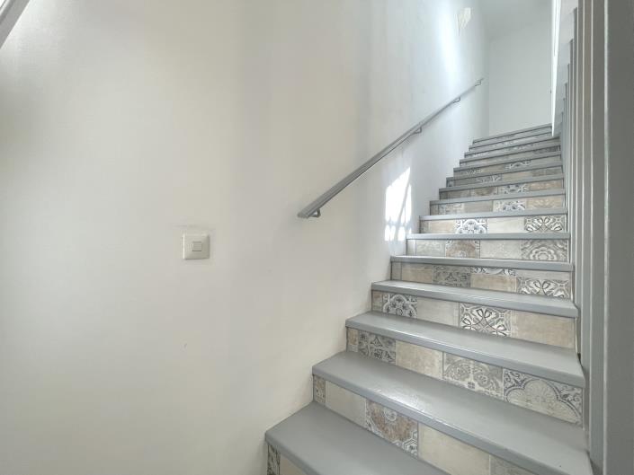 Image No.31-2 Bed Townhouse for sale