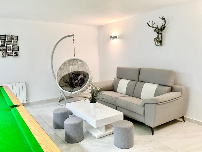 Image No.10-4 Bed Villa / Detached for sale