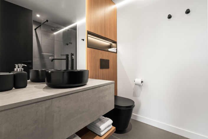 Image No.17-7 Bed Villa for sale