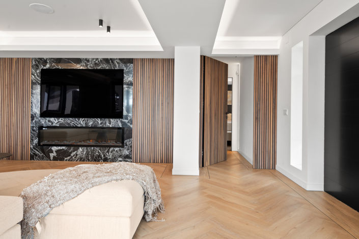 Image No.5-7 Bed Villa for sale