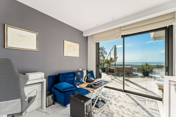 Image No.9-3 Bed Apartment for sale