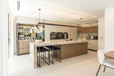 b98le8d7m9k3degpefzhs0lif8u4xzvzhwxtmggyekxx9