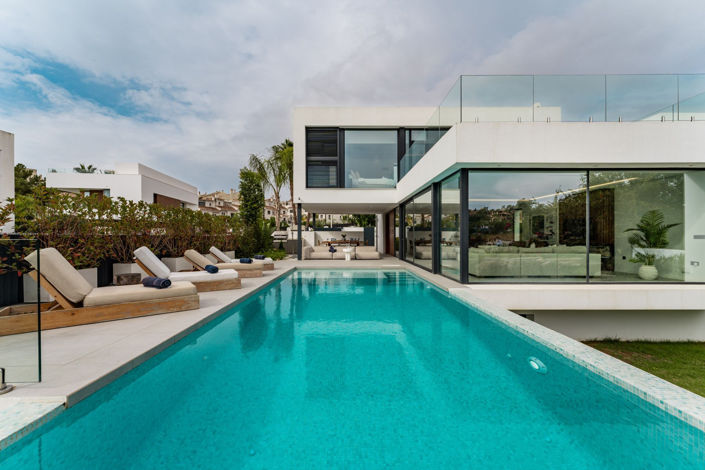 Image No.25-5 Bed Villa for sale