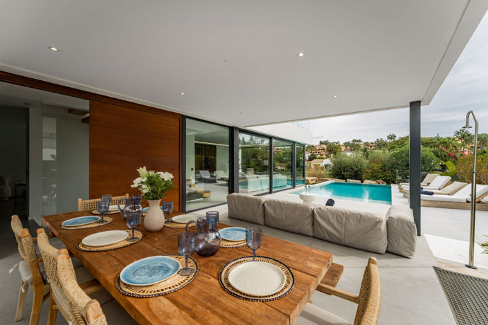 Image No.9-5 Bed Villa for sale
