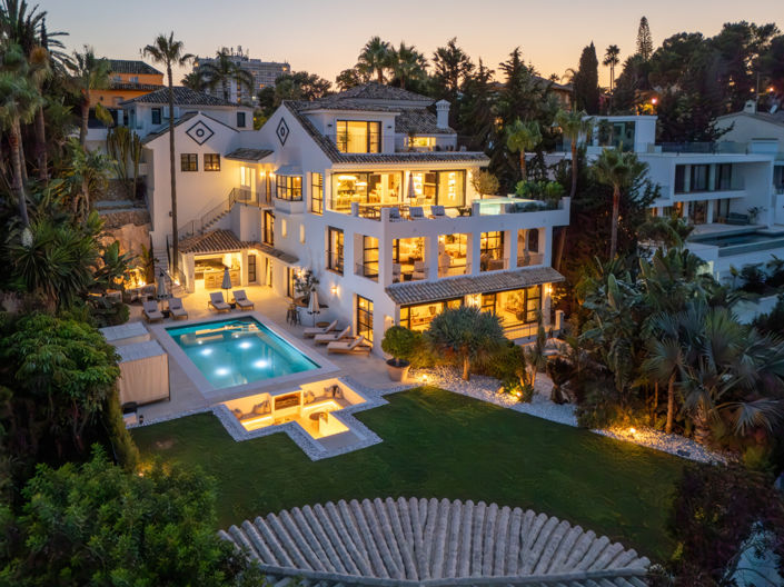 Image No.2-Villa de 6 chambres à vendre à Marbella