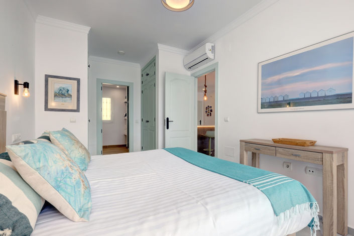 Image No.10-2 Bed Apartment for sale