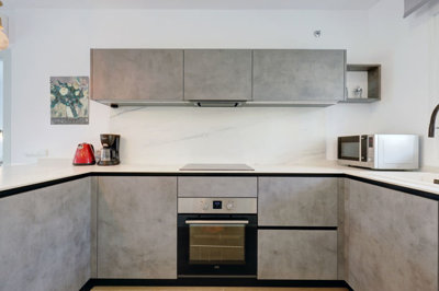 b98le8d7m9k3degpefzhs0lif8u4xzvzhwxtmggyekxx9