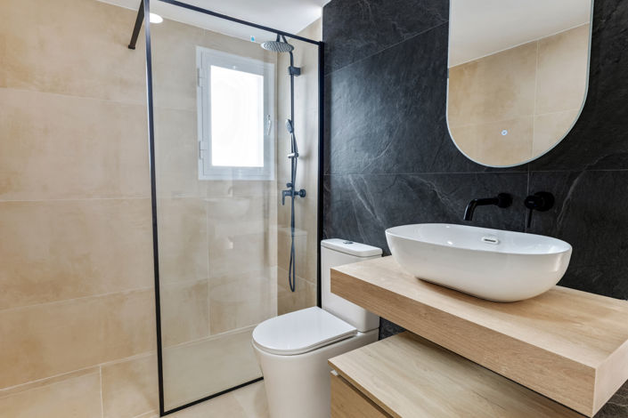 Image No.22-2 Bed Apartment for sale