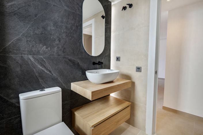 Image No.27-2 Bed Apartment for sale