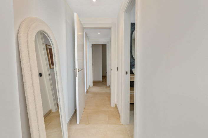 Image No.30-2 Bed Apartment for sale