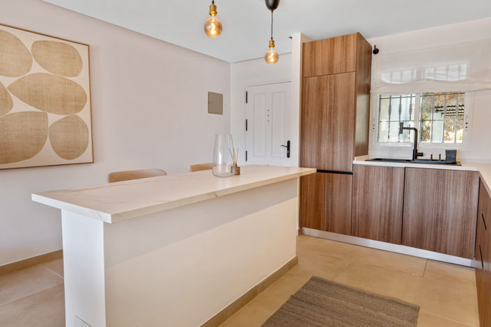 Image No.40-2 Bed Apartment for sale