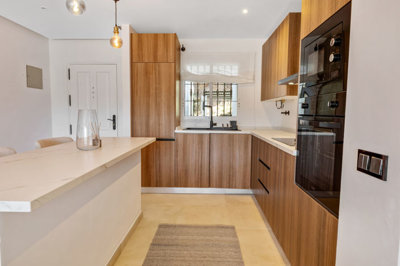 b98le8d7m9k3degpefzhs0lif8u4xzvzhwxtmggyekxx9