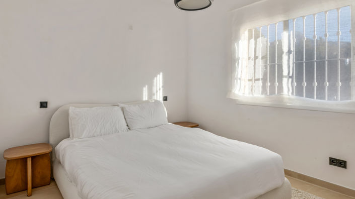 Image No.15-3 Bed Apartment for sale